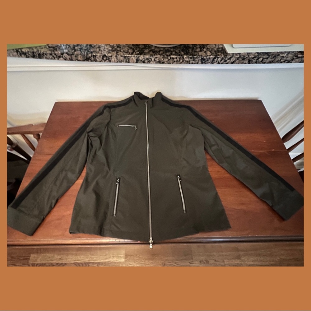 Anatomie Justine Suva Zip Olive Green Jacket with Matching Pants XL